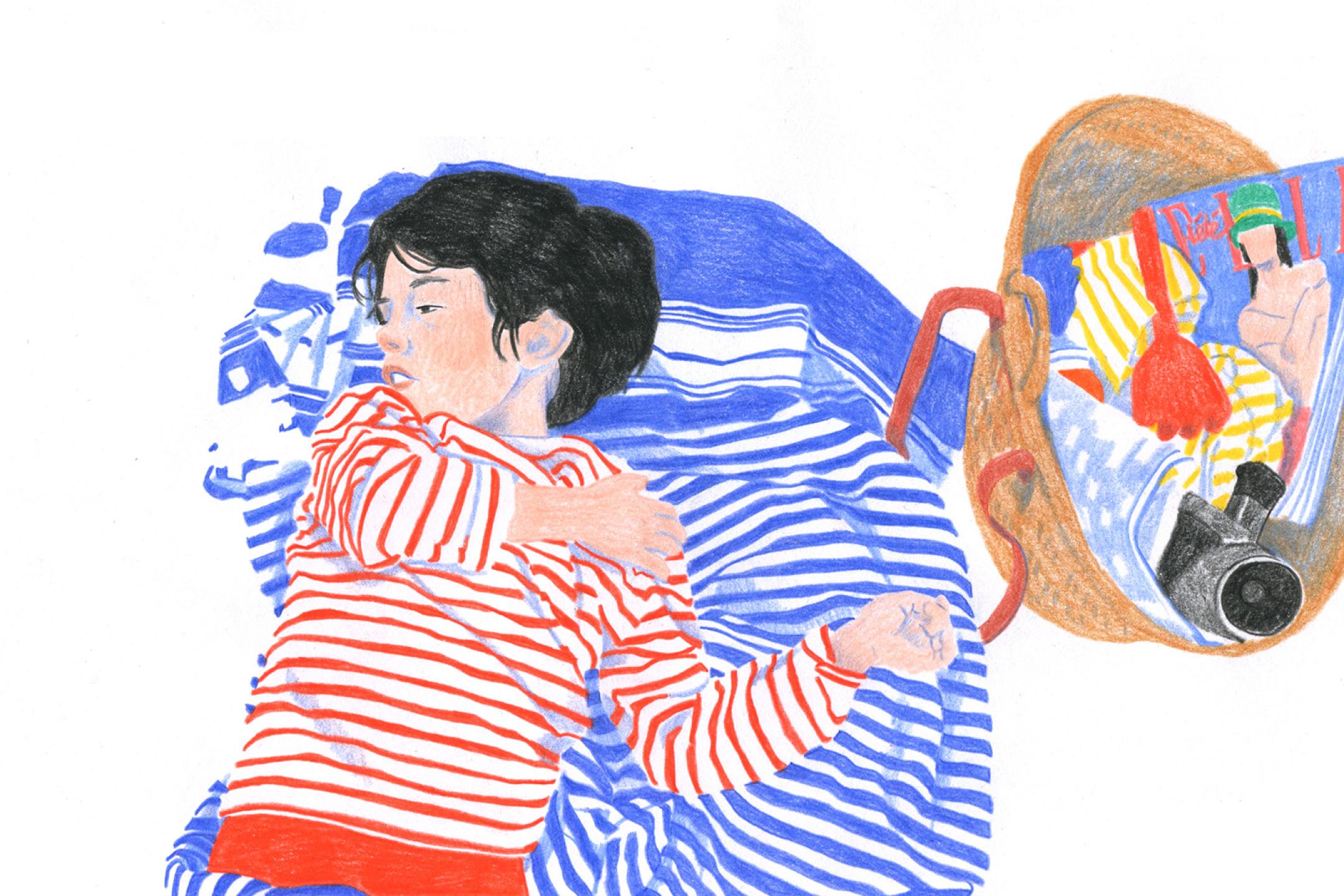Illustration: Ein Kind liegt auf einer Decke und blickt zur Seite. Daneben steht eine Strandtasche aus Bast mit einer Zeitschrift, Wasserflasche und einem Handtuch.