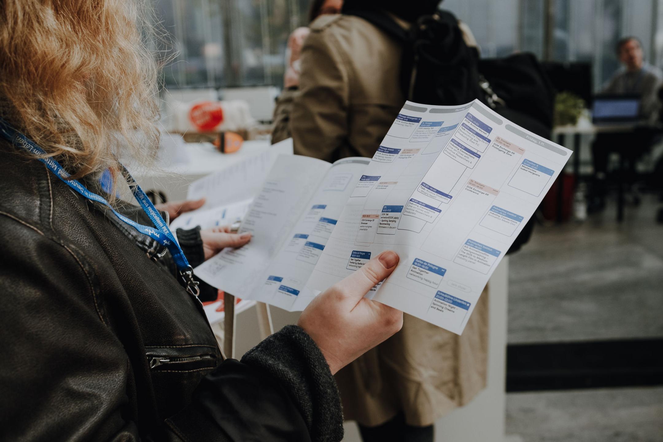 Nahaufnahme des DOK Industry Timetable