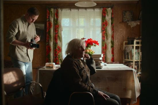 Filmstill In Passing