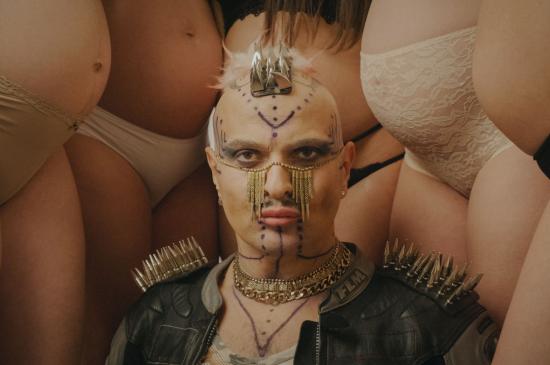 Filmstill In Hell with Ivo