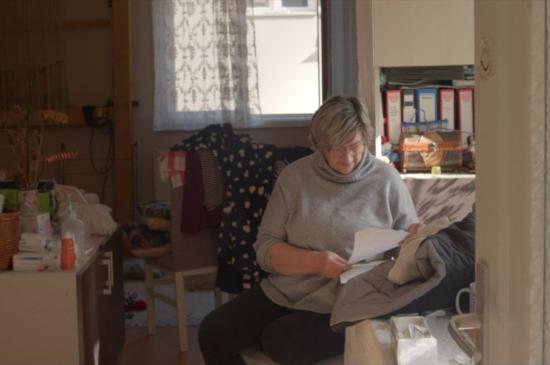 Filmstill Completely Different, Exactly the Same