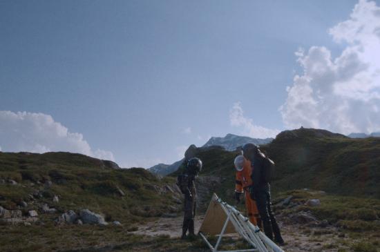 Filmstill To the Moon and Back