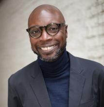 Portrait Derren Lawford