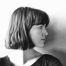 Portrait Holly Webster