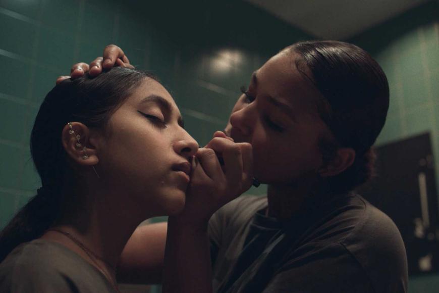 Still from Sisterqueens