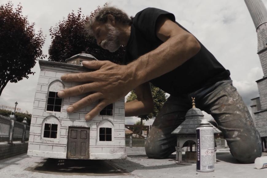 Filmstill Minitourism