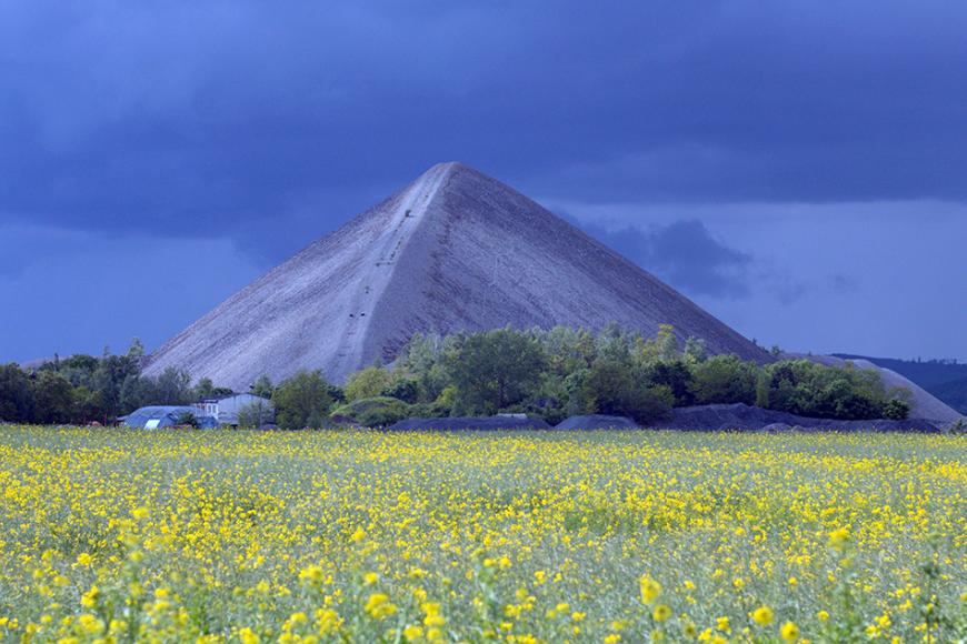 Filmstill Ten to Twenty Spoil Heaps