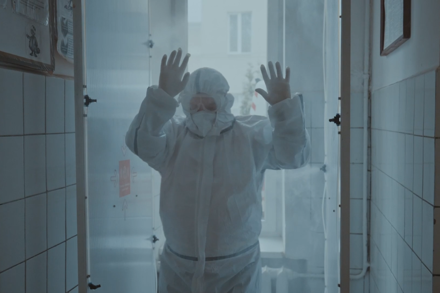 Filmstill Mountains and Heaven in Between