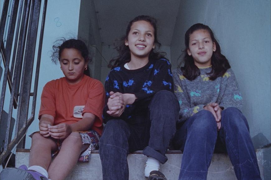 Filmstill Chronicle of an Ordinary Suburb